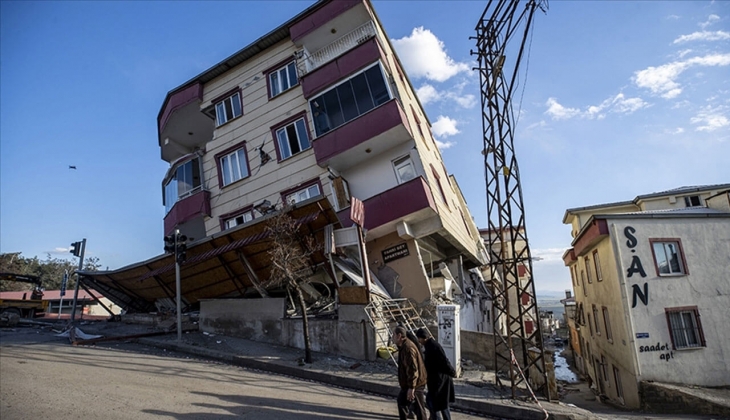 Naci Görür peş peşe açıkladı: İstanbul, Erzincan-Karlıova ve Karlıova-Bingöl Göynük... Deprem bekleniyor!