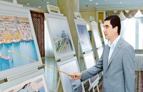 Türkmenistan'ın en büyük liman için geri sayım başladı!