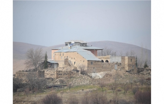 Elazığ da 708 yıllık Beyzade Egendi Konağı sapasağlam ayakta kaldı!