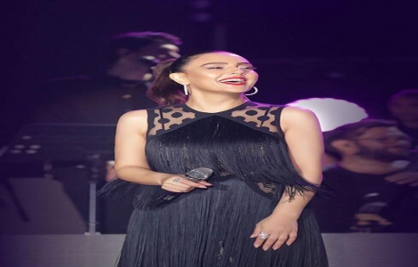 Dap İzmir Ebru Gündeş konseri ile tanıtıldı!