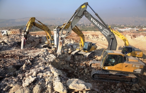 İskenderun TOKİ için temel açma çalışmaları başladı!