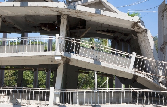 Uydu kentler kurulmalı!