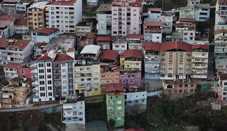 Prof. Dr. Mehmet Çetin riskli yapılarda oturanlar için Her an göçebilir uyarısı yaptı!