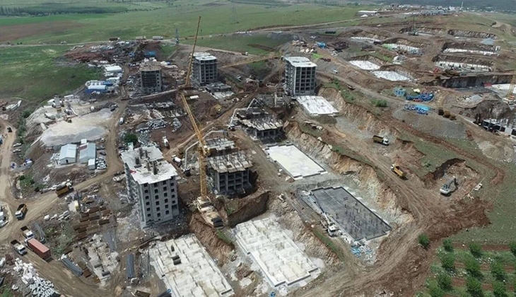 Malatya Doğanşehir'de depremzedeler için yapılan kalıcı konutlar hızla yükseliyor!