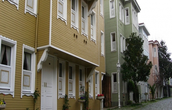 Dorak Holding Soğuk Çeşme Sokağı’nı restore etti!