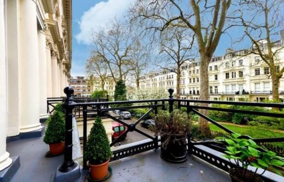 Demet Şener ve Cenk Küpeli Londra da ev aldı!