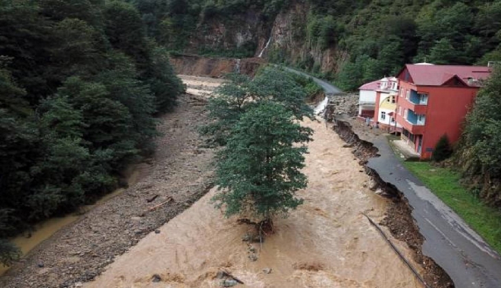 Sel, taşkın risklerine karşı tahmin ve erken uyarı sistemleri devreye alınacak...