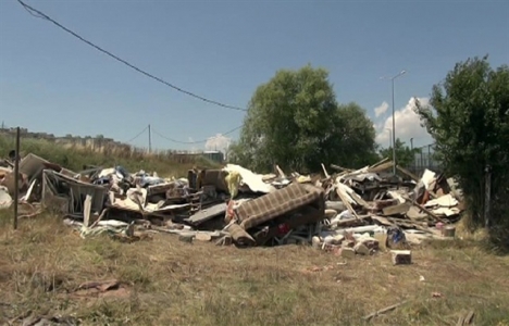 Arnavutköy'deki gecekondu yıkıldı!