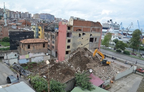 Trabzon Çömlekçi kentsel dönüşümde yıkımlar devam ediyor!