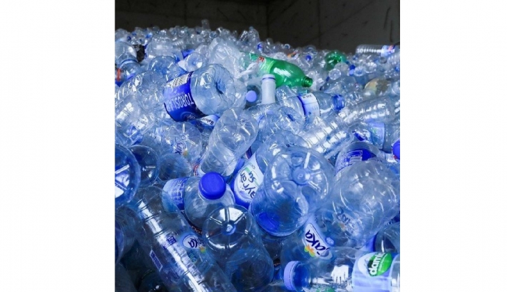 Geri sayım başladı.. Plastik şişe ve kapları makineye atanların hesabına para yatacak! İşte detaylar..