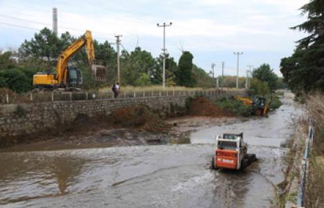 İSU, Gebze Saz Deresi’ni temizledi!