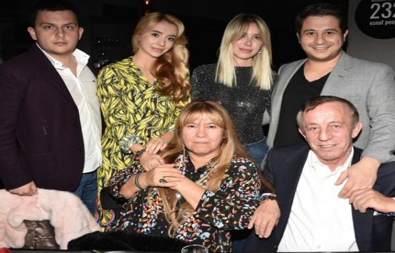 Ali Ağaoğlu ndan oğlu Alican Ağaoğlu na sürpriz doğum günü partisi!