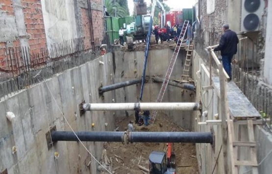 Kadıköy'de inşaatta kurtarma operasyonu!