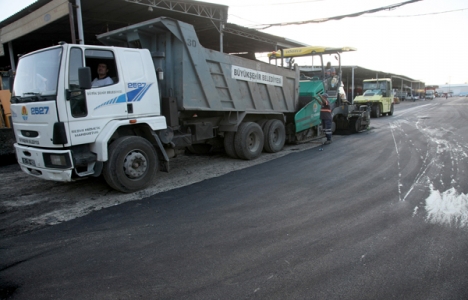 Adana Vedat Dalokay Hal Kompleksi’ne 400 ton asfalt!