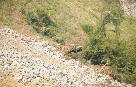 Zonguldak'ta tünel açma çalışmalarında toprak kayması!