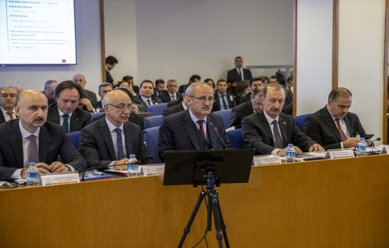 İstanbul trafiğine çözüm kent içi raylı sistem!