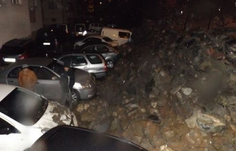 Muğla'da istinat duvarı çöktü!