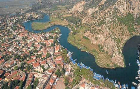 Sit alanında kaçak kazı yapan 5 kişi yakalandı!