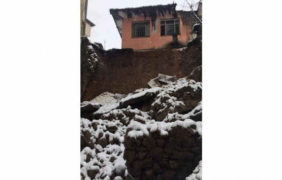 Rize de toprak kayması nedeniyle 2 daire boşaltıldı!