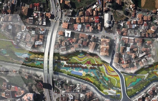 Tabakhane Vadisi’ndeki 3 katlı ev kaderine mi terk edildi?