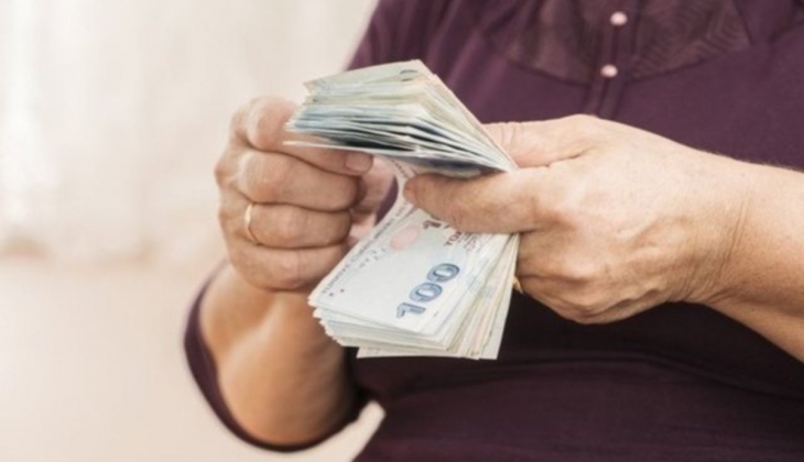 Milyonlarca emekli bu tarihi bekliyor! Emekli ikramiyeleri ne zaman yatacak? 