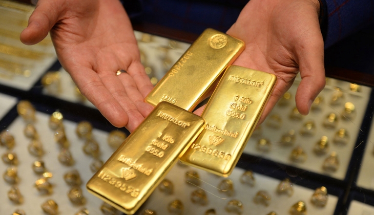 Altın bir anda zirveye uçtu! Dünya FED’in faiz kararına kilitlenmişti