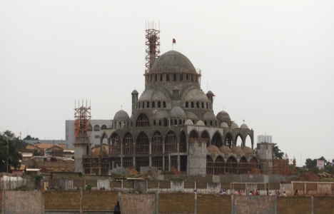 Cumhurbaşkanı Erdoğan Akra Furkan Cami inşaatını inceledi!
