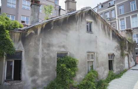 Narmanlı Han restorasyonu tartışmaları da beraberinde getirdi!