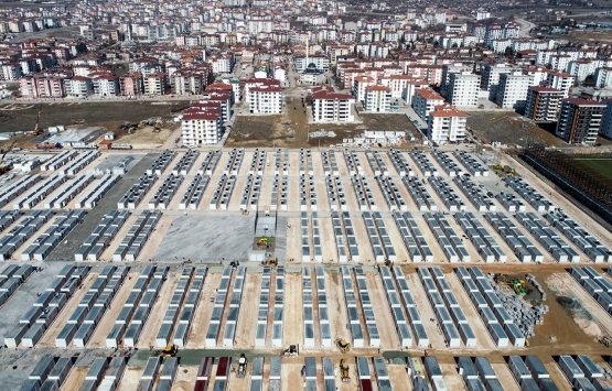 Elazığ daki depremzedeler konteyner evlere yerleşiyor!