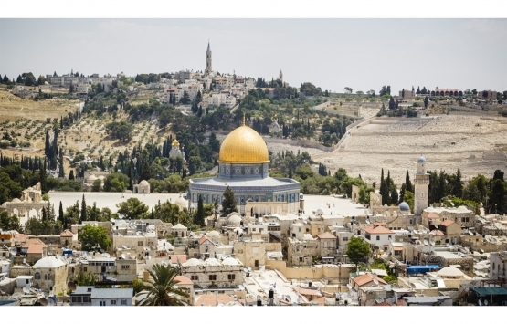 İsrail güçleri Kudüs'te evlilik hazırlığı yapan Filistinlinin evini yıktı!