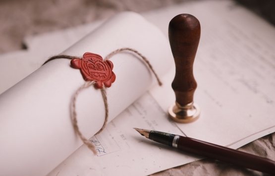 Anne ve kardeşini öldüren kişiye miras kalır mı?