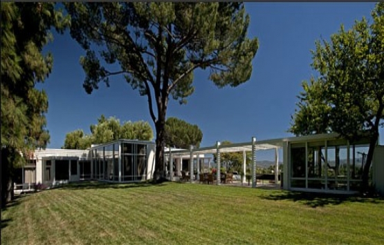 Frank Sinatra nın Los Angeles taki evi 125 milyon dolara satışa çıktı!