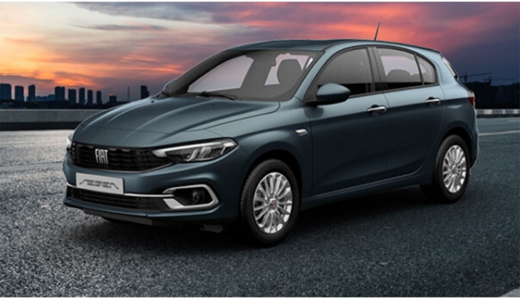 Hemen bütün arabaları bırakın 26 bin lira indirimli Fiat Egea Hatchback e bakın! İşte fiyat listesi 11 Ağustos 2022!