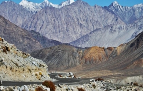 Hindistan-Çin arası tünel inşaatı başladı!