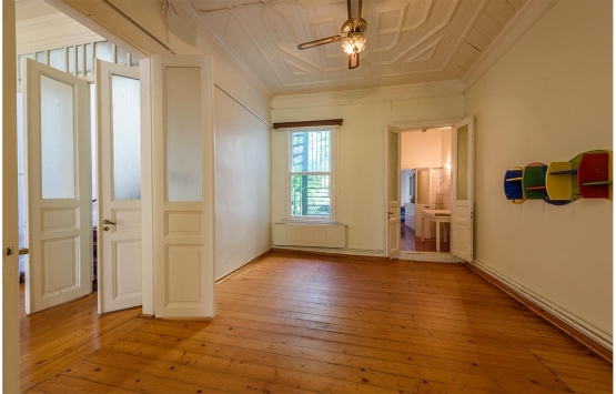 Moda daki tarihi köşk 16.5 milyon TL ye satılıyor!