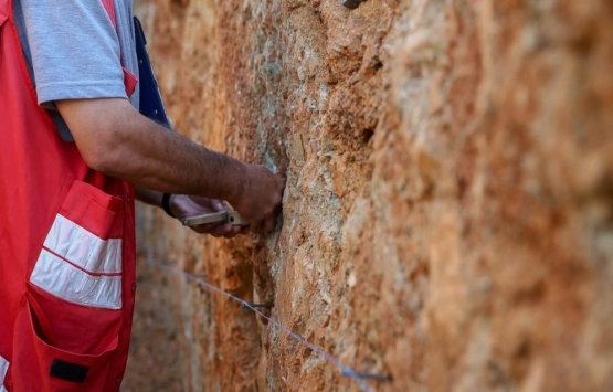 İzmir de fay hatlarının röntgeni çekilecek!