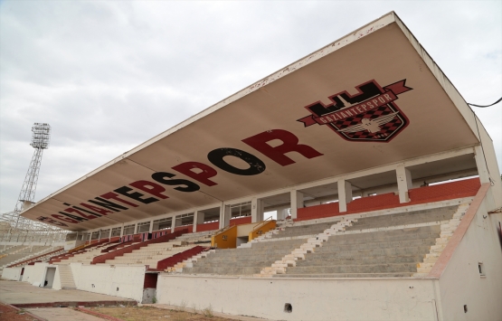 Gaziantep Kamil Ocak Stadı nın yıkım çalışmaları başladı!