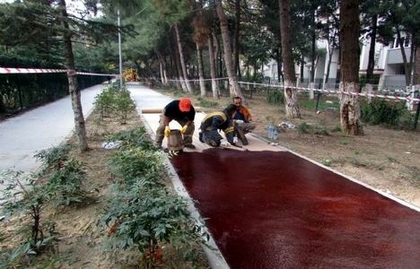 Beylikdüzü'ndeki yürüyüş yollarına mastik asfalt döşeniyor!
