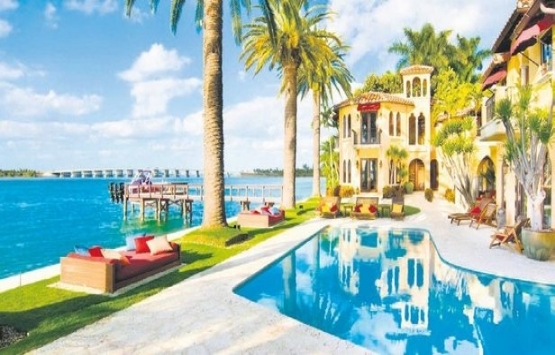 Adriana Lima nın yeni aşkı Emir Uyar Miami’de ev kiraladı!