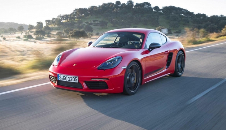 Porsche 718 Cayman’ın Haziran ayı fiyat listesini ve özelliklerini merak edenler bu habere dikkat