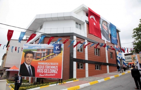 Yarımburgaz Bilgi Evi hizmete açıldı!