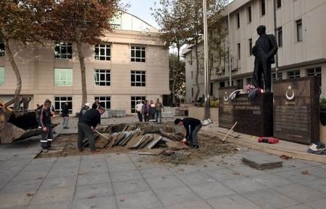 Beykoz Belediye Meydanı’na güvenli ve doğal zemin!