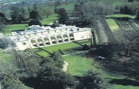 Allegra Caracciolo ve Deniz Akalın Torino’daki malikaneye taşındı!