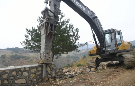 Bursa da kaçak ev oyunu yıkımla bitti!