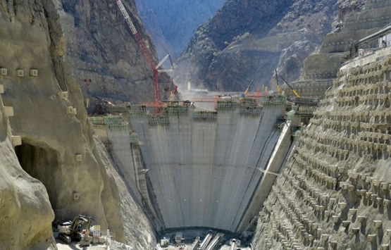 Yusufeli Barajı gövde inşaatının yüzde 96 sı bitti!