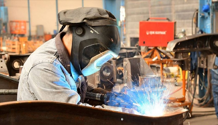 Sanayi üretimi ağustosta aylık yüzde 0,8 azaldı, yıllık yüzde oranında 3,1 arttı