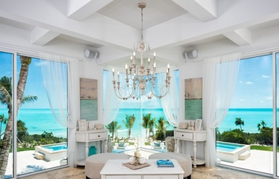 Kylie Jenner in 50 milyon dolarlık evi görenleri büyülüyor!