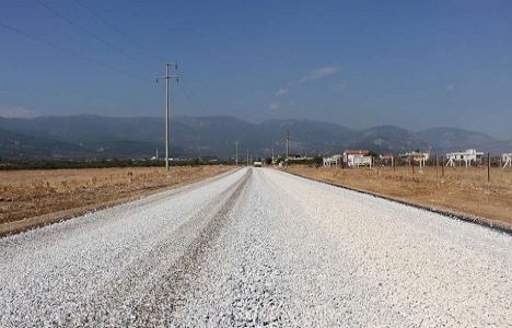 Manisa Turgutlu'nun yolları yeni yüzüne kavuşuyor!