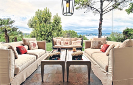 Bilgün Sazak ın Çubuklu daki evine yapımcılar talip!