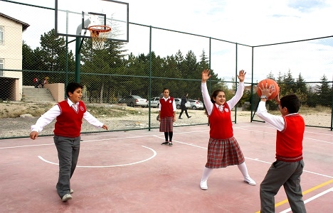 Niğde'de 43 modern spor tesisi yapılıyor!